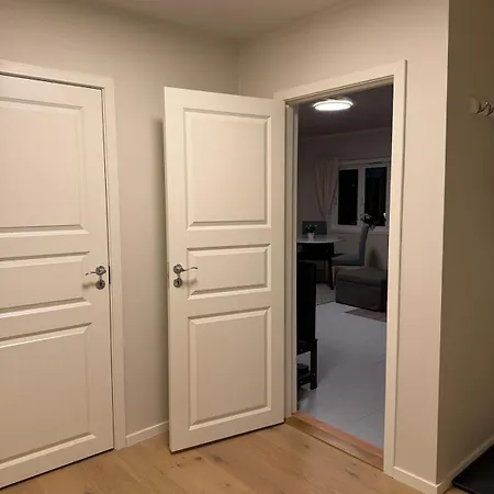 Quiet 2-bedroom Near Sus Valand And Centre Appartement